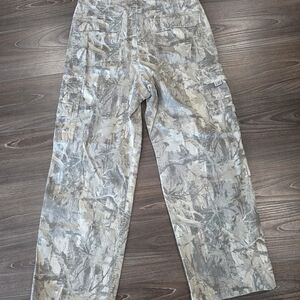 Hollister Men's Gray Camouflage Cargo Pants